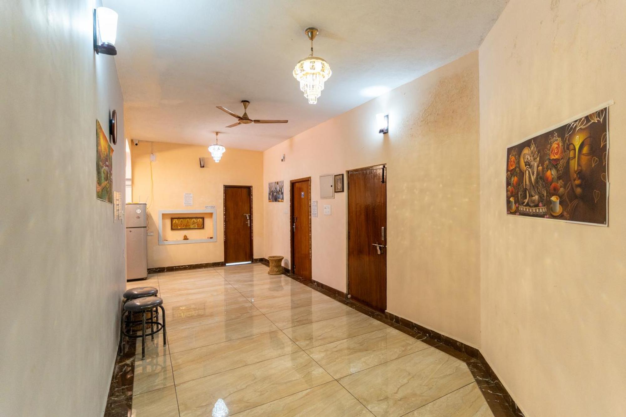 La Villa Pondi Cherie Centertownbeachauroville Pondicherry Exteriör bild
